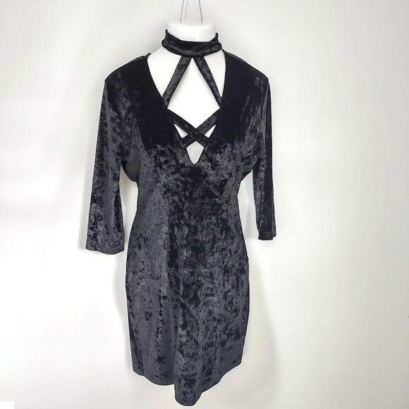 K+GLAM Dresses & Skirts - Vintage K+Glam 90s Y2K Black Crushed Velvet Goth Dress 1X